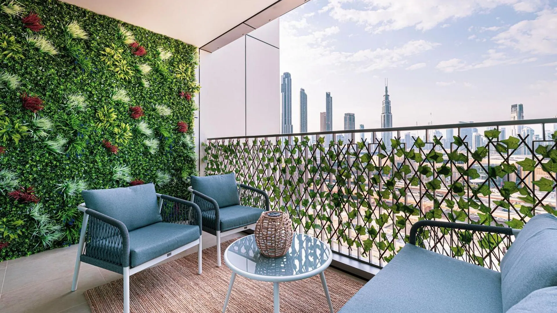 Burj Khalifa View, 2 Balcony W Lounge, Dubai Mall Access, Gym, Infinity-Pool, Playground, Bbq, Family Friendly United Arab Emirates